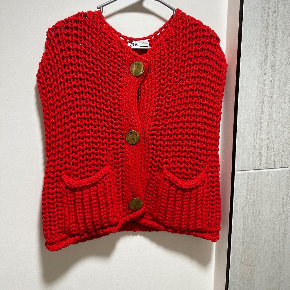 Zara Red Chunky Knit Vest